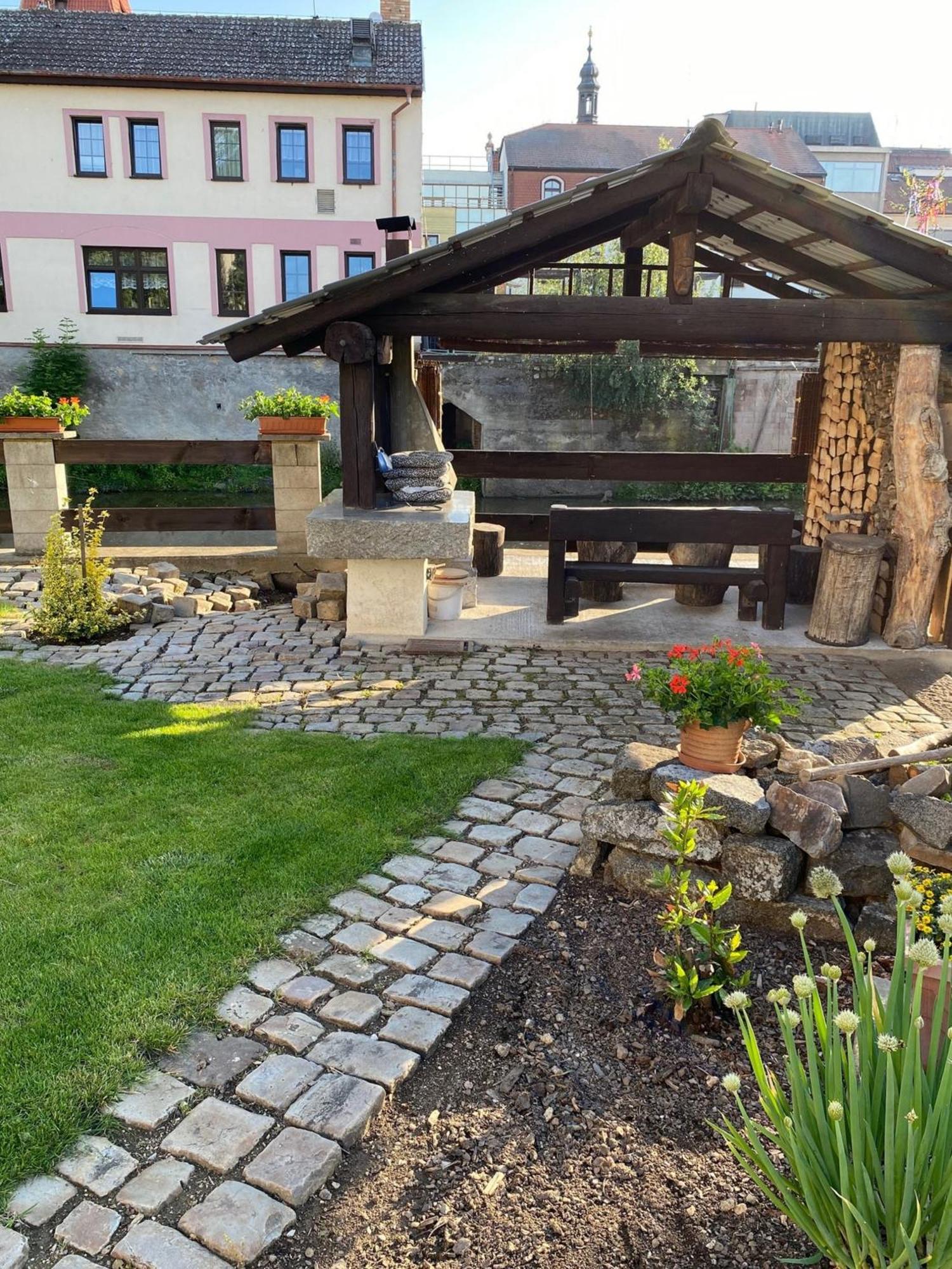 Apartman Na Ostrove Beroun Beroun  Εξωτερικό φωτογραφία